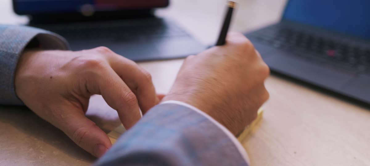 Signing a transaction document